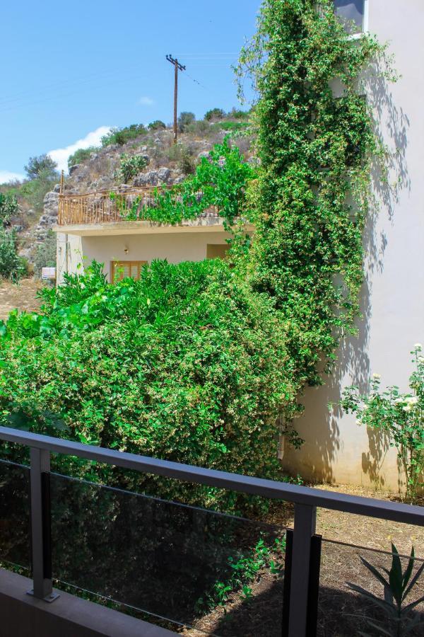 Apanema Apartments Vivári エクステリア 写真