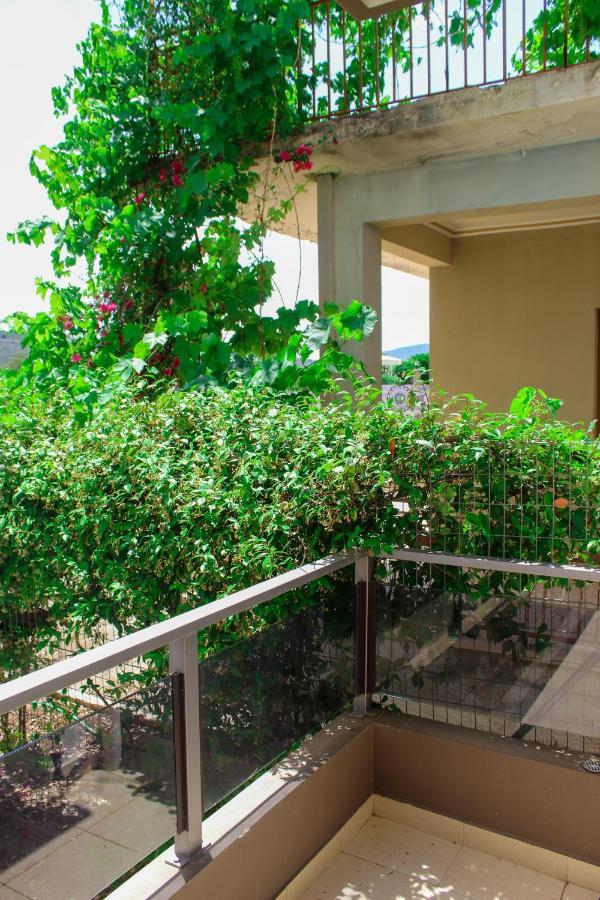 Apanema Apartments Vivári エクステリア 写真